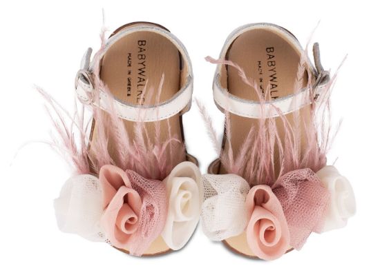 Εικόνα της Πέδιλο Διακοσμημένο με Λουλούδια και Φτερά  PRI2616 Εκρού Ροζ