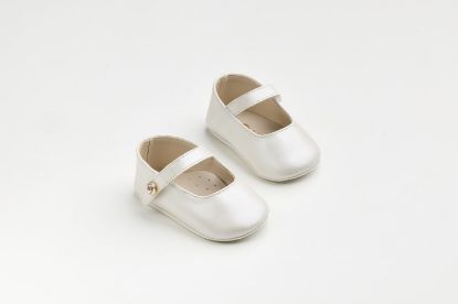 Εικόνα της K600E - Μπαλαρίνα αγκαλιάς σε εκρού τεχνόδερμα με διακοσμητικό στρας