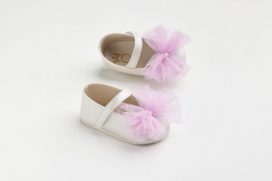 Μπαλαρίνα αγκαλιάς σε εκρού τεχνόδερμα με χειροποίητο τούλινο φιόγκο σε λιλά