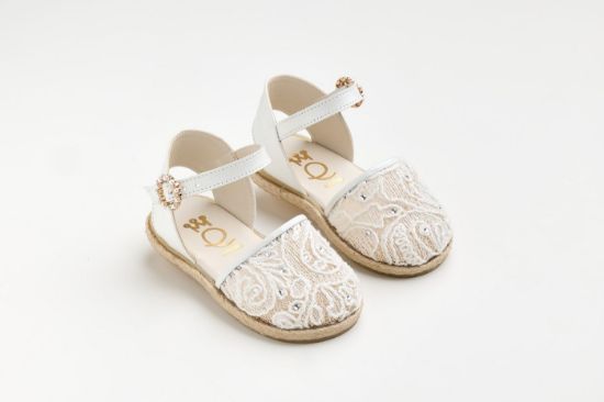 Εικόνα της K654A - Εσπαντρίγια περπατήματος σε εκρού δέρμα και διαφάνεια με δαντέλα