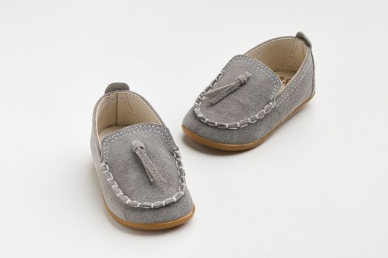 Παπουτσάκι πρώτα βήματα σε γκρί καστόρ δέρμα