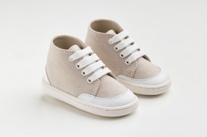 Μποτάκι σε μπεζ συνθετικό καστόρ και λευκό λείο δέρμα