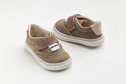 Εικόνα της A630K - παπουτσάκι περπατήματος σε καφέ/πούρο ύφασμα, πούρο και μπεζ καστόρ δέρμα και κλείσιμο με ελαστικό κορδόνι και Velcro