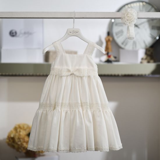 βαπτιστικό φόρεμα σε ιβουάρ απόχρωση