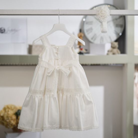 βαπτιστικό φόρεμα σε ιβουάρ απόχρωση